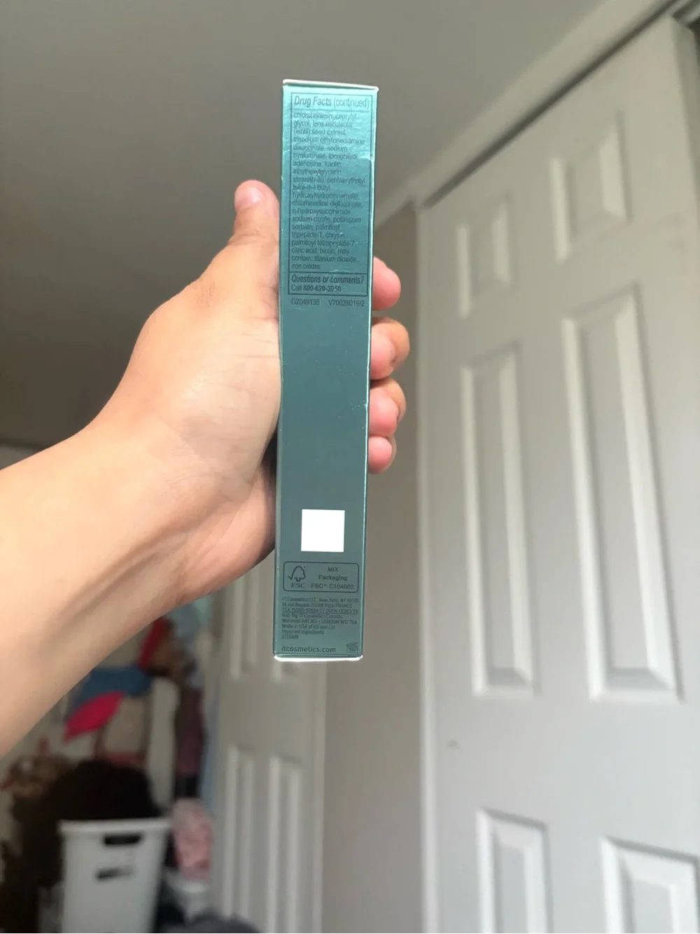 it cosmetics CC+ Medium Cool Natural Matte Cream
